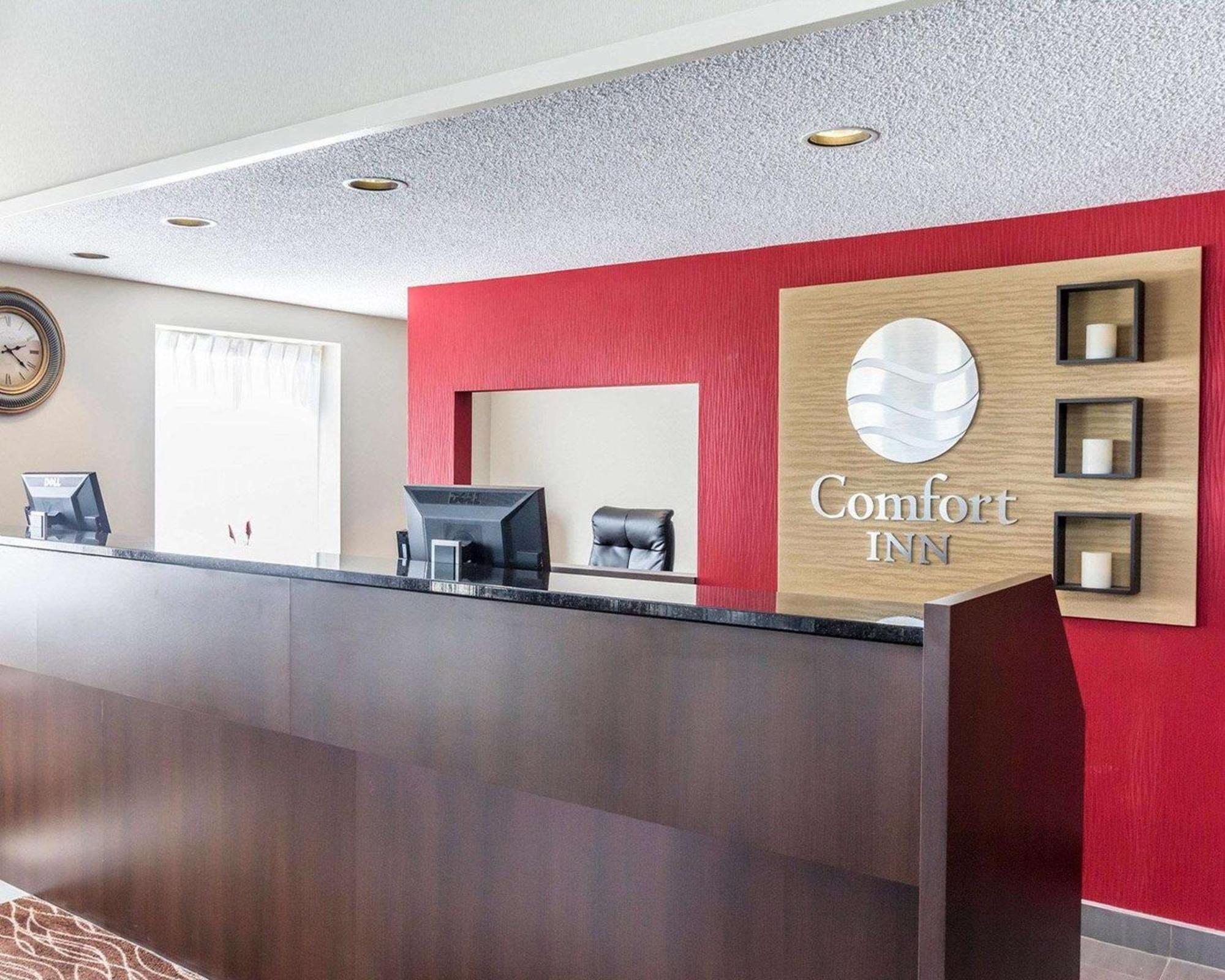 Comfort Inn Thetford Mines Exterior photo