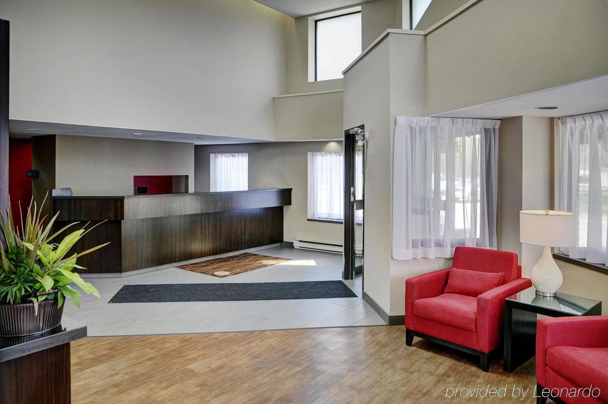 Comfort Inn Thetford Mines Exterior photo