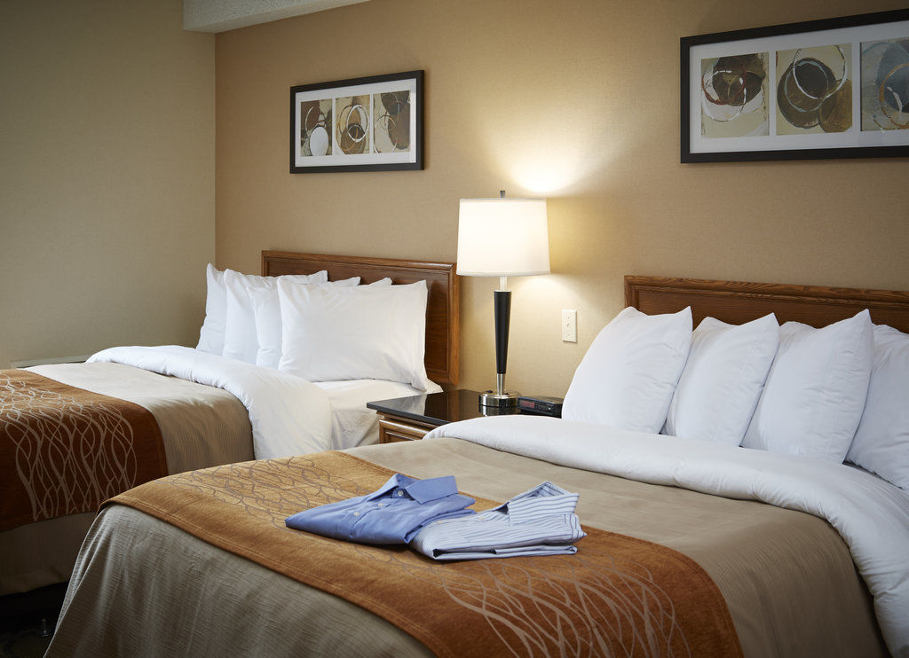 Comfort Inn Thetford Mines Exterior photo